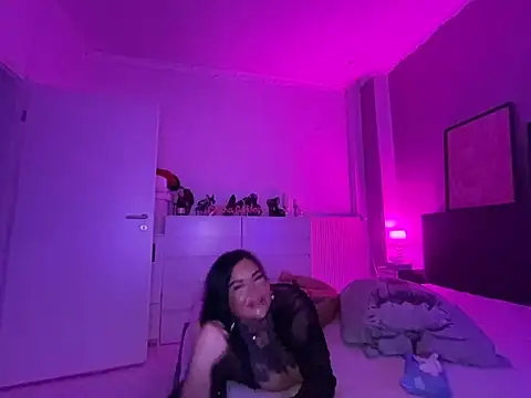  MelinaCurves  online show from 25, 1, 2025