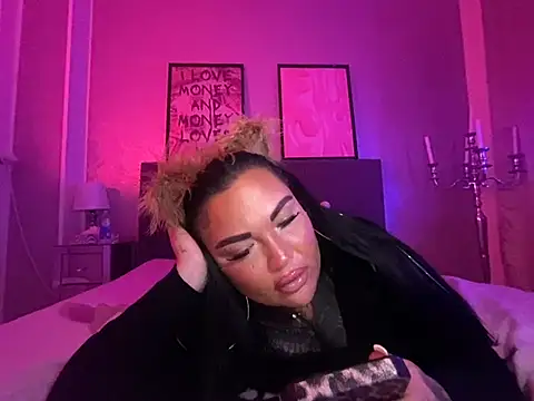  MelinaCurves  online show from 27, 1, 2025