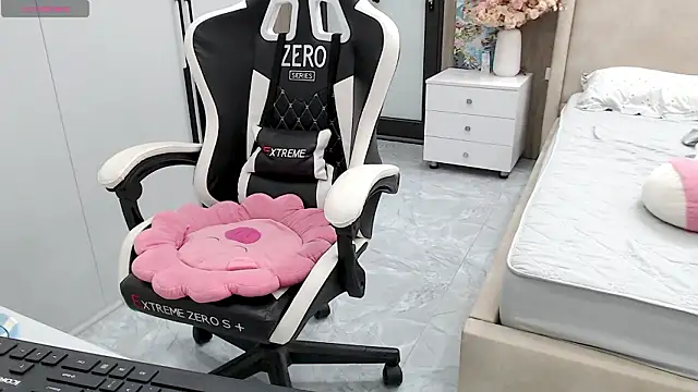 Hanako love online show from 18, 3, 2026