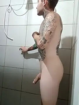 Snapshot of DanielMagains chatting on 14, 10, 2025 DanielMagains online show from 14, 10, 2025