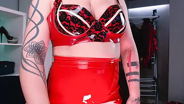 Ella  Kross online show from 13, 3, 2025