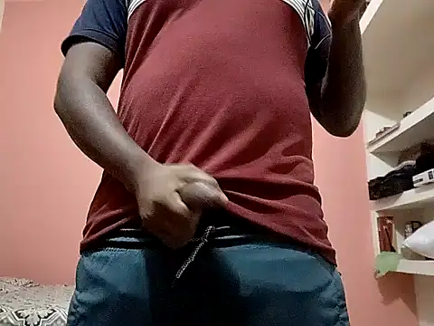 Snapshot of Aneesh007m chatting on 18, 10, 2025 Aneesh007m online show from 18, 10, 2025