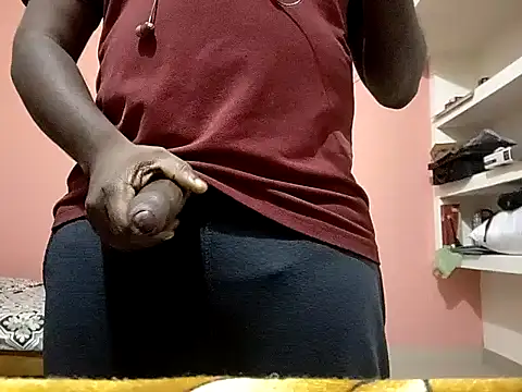 Snapshot of Aneesh007m chatting on 28, 10, 2025 Aneesh007m online show from 28, 10, 2025