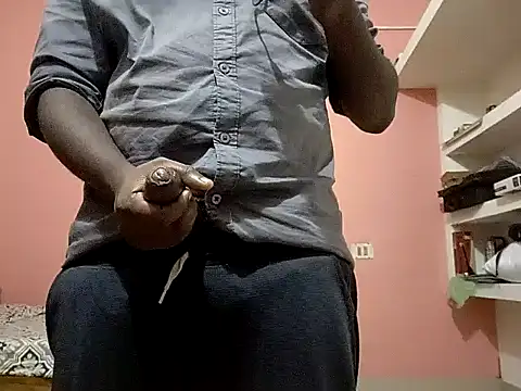 Snapshot of Aneesh007m chatting on 3, 11, 2025 Aneesh007m online show from 3, 11, 2025