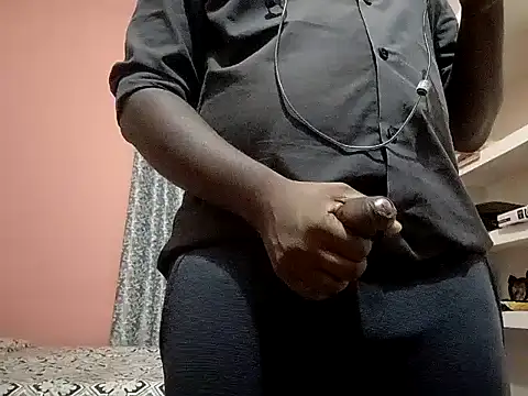 Snapshot of Aneesh007m chatting on 14, 2, 2026 Aneesh007m online show from 14, 2, 2026