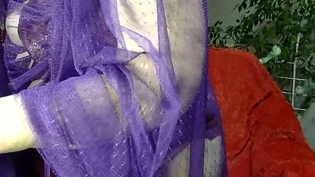 Emma52610 online show from 12, 2, 2025