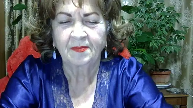 Emma52610 online show from 20, 12, 2025