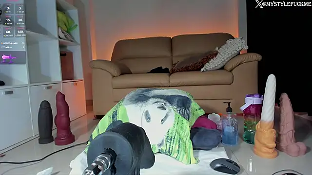 Snapshot of Th3Qu33n0fBigg3st chatting on 9, 1, 2025 Th3Qu33n0fBigg3st online show from 9, 1, 2025