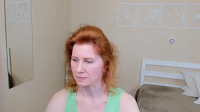 FoxySophia online show from 3, 2, 2025