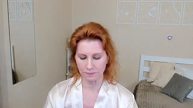 FoxySophia online show from 8, 2, 2025