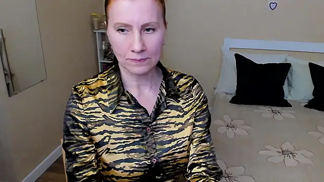 FoxySophia online show from 26, 9, 2025