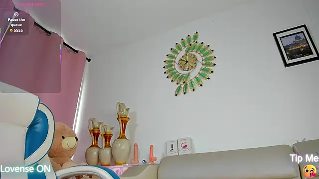 Snapshot of latinwondercockts chatting on 27, 9, 2025 latinwondercockts online show from 27, 9, 2025