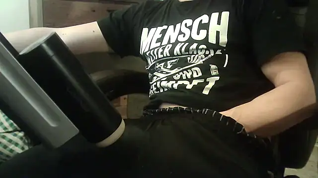 ShyGuyWannaTry online show from 7, 10, 2025