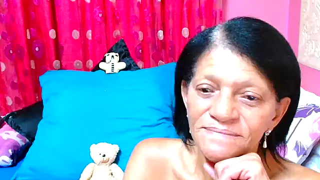 Snapshot of SLUTTYROXY chatting on 28, 1, 2025 SLUTTYROXY online show from 28, 1, 2025