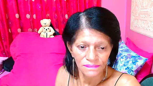 Snapshot of SLUTTYROXY chatting on 6, 2, 2025 SLUTTYROXY online show from 6, 2, 2025