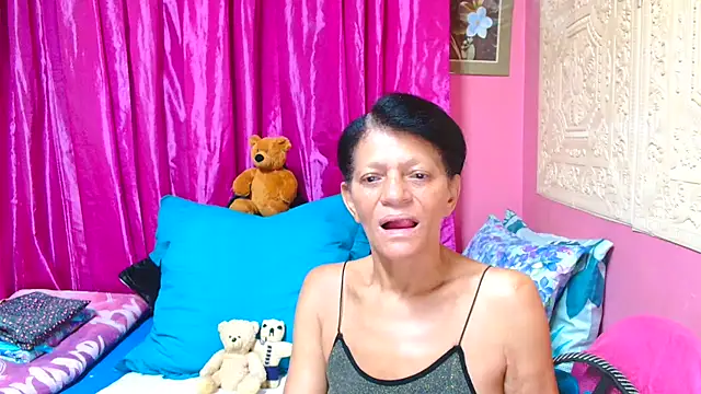 Snapshot of SLUTTYROXY chatting on 22, 3, 2025 SLUTTYROXY online show from 22, 3, 2025