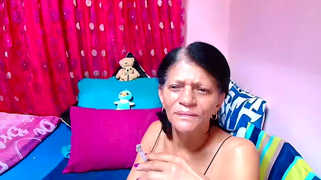 Snapshot of SLUTTYROXY chatting on 30, 9, 2025 SLUTTYROXY online show from 30, 9, 2025