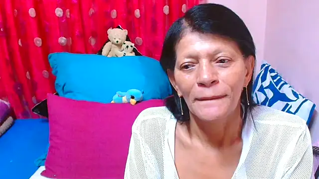 SLUTTYROXY online show from 18, 4, 2026