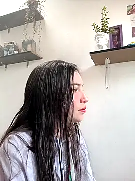 loveuu-bae online show from 8, 2, 2025