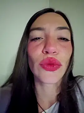 loveuu-bae online show from 11, 9, 2025