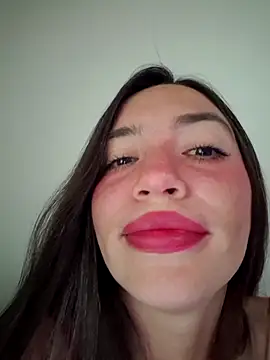 loveuu-bae online show from 15, 9, 2025