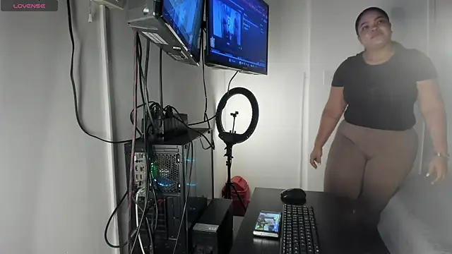moonsweet1 online show from 14, 5, 2026
