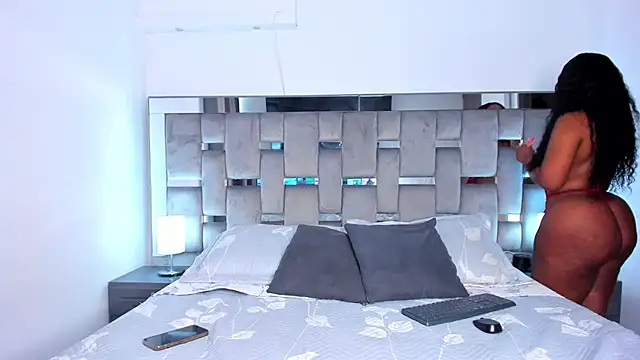 Cammiila online show from 14, 2, 2025