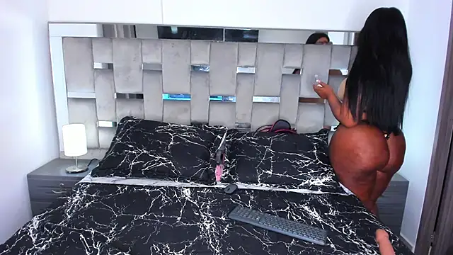 Cammiila online show from 20, 9, 2025