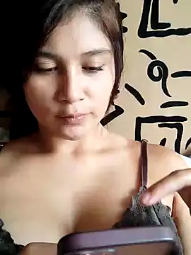 Snapshot of kinky_mila@xh chatting on 6, 12, 2024 kinky milaxh online show from 6, 12, 2024