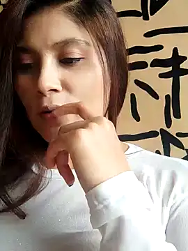 Snapshot of kinky_mila@xh chatting on 4, 2, 2025 kinky milaxh online show from 4, 2, 2025