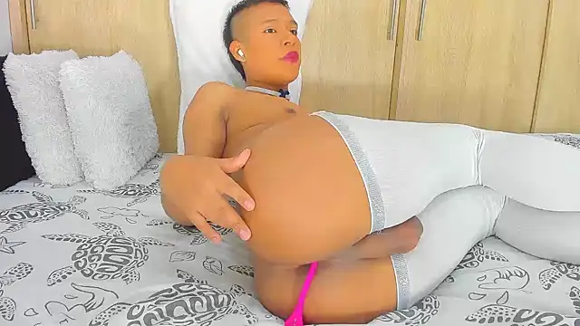 Snapshot of Austin_Bitch chatting on 27, 12, 2024 Austin Bitch online show from 27, 12, 2024