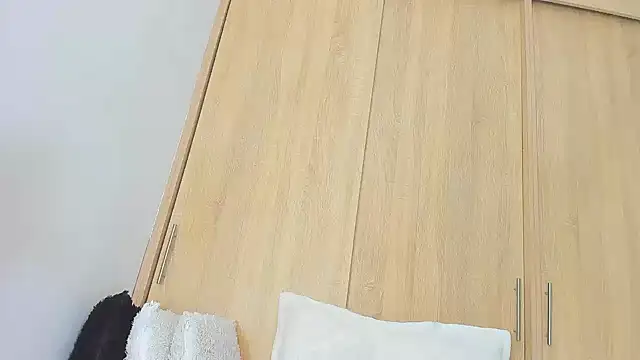 Snapshot of Austin_Bitch chatting on 27, 2, 2025 Austin Bitch online show from 27, 2, 2025