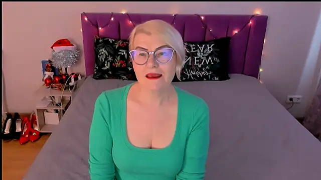 sabrinamacmarren online show from 11, 1, 2026