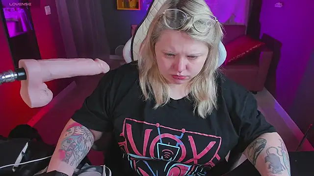 Yoki Shizuko online show from 29, 3, 2026