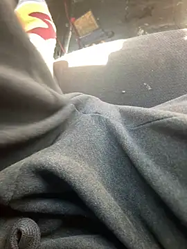 Snapshot of mikeylong chatting on 9, 1, 2025 mikeylong online show from 9, 1, 2025