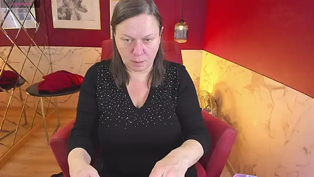 KellyPerfection online show from 3, 12, 2025