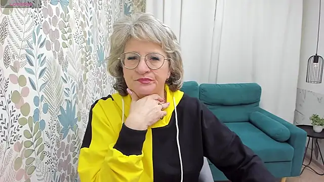 EvelynJoyful online show from 24, 12, 2024