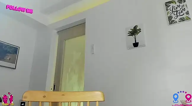 Snapshot of hottycrishina chatting on 18, 1, 2025 hottycrishina online show from 18, 1, 2025