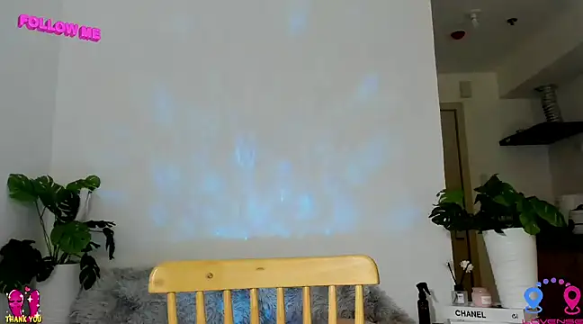 Snapshot of hottycrishina chatting on 20, 2, 2025 hottycrishina online show from 20, 2, 2025