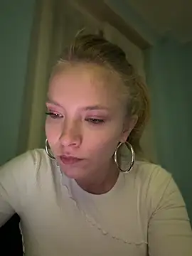 Snapshot of AnastasiaAniess chatting on 23, 12, 2024 AnastasiaAniess online show from 23, 12, 2024