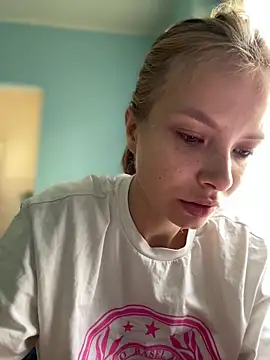 Snapshot of AnastasiaAniess chatting on 28, 1, 2025 AnastasiaAniess online show from 28, 1, 2025