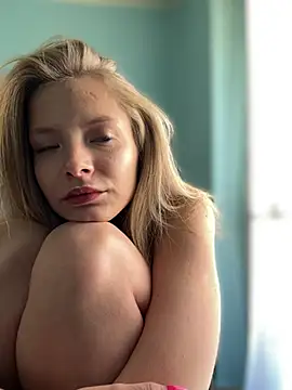 Snapshot of AnastasiaAniess chatting on 15, 2, 2025 AnastasiaAniess online show from 15, 2, 2025