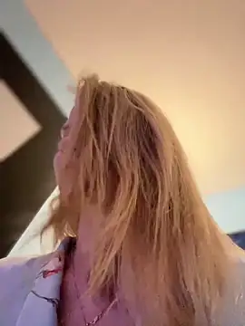 Snapshot of AnastasiaAniess chatting on 22, 2, 2025 AnastasiaAniess online show from 22, 2, 2025