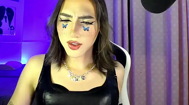 Snapshot of charlottesexxx chatting on 28, 1, 2025 charlottesexxx online show from 28, 1, 2025