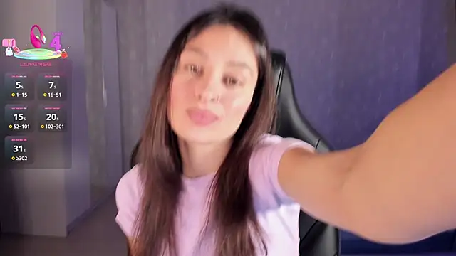 Snapshot of EllaFresh chatting on 16, 10, 2025 EllaFresh online show from 16, 10, 2025