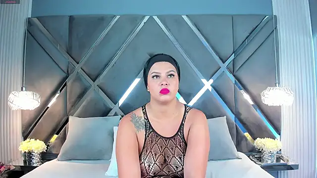 Snapshot of myax_evans chatting on 22, 11, 2025 myax evans online show from 22, 11, 2025