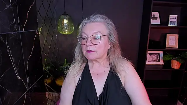 NataliMellow online show from 4, 7, 2026