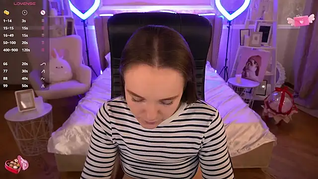 FoxyShy online show from 13, 3, 2025