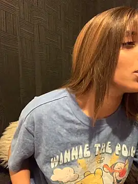 Rakiyahcharms online show from 9, 10, 2025