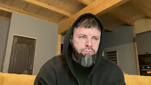 Snapshot of AlphaSparks chatting on 16, 12, 2025 AlphaSparks online show from 16, 12, 2025